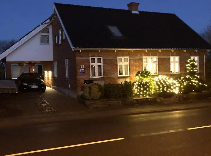 Fly Bed & Breakfast 3*